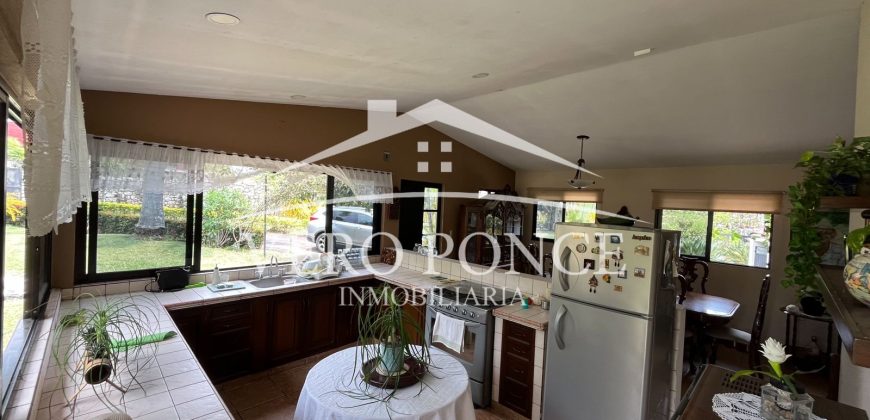 Fracc. Longinos / Casa en Renta (2601-319)