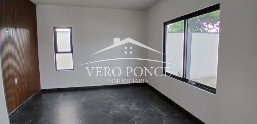 Fracc Pedregal / Casa en Venta (2601-336)