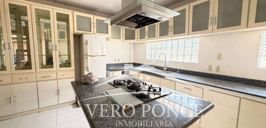 La Petrolera / Habitaciones y Espacios en Renta (2628-326)