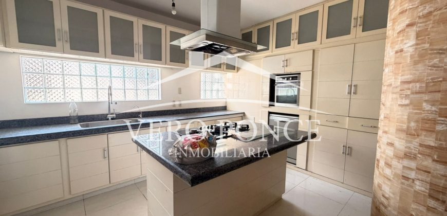 La Petrolera / Habitaciones y Espacios en Renta (2628-326)