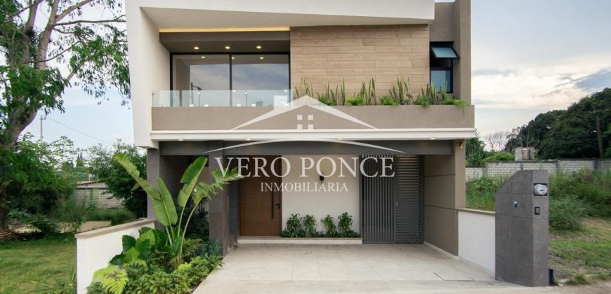 Fraccionamiento Albor / Casa en Venta (2601-342)