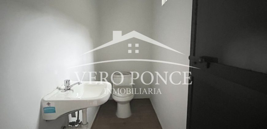Zona Cinepolis / 190 m2 / Bodega en Renta (2601-346)