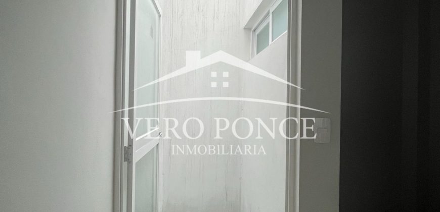 Zona Cinepolis / 190 m2 / Bodega en Renta (2601-346)