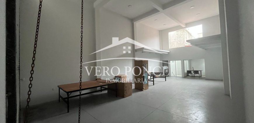 Zona Cinepolis / 190 m2 / Bodega en Renta (2601-346)