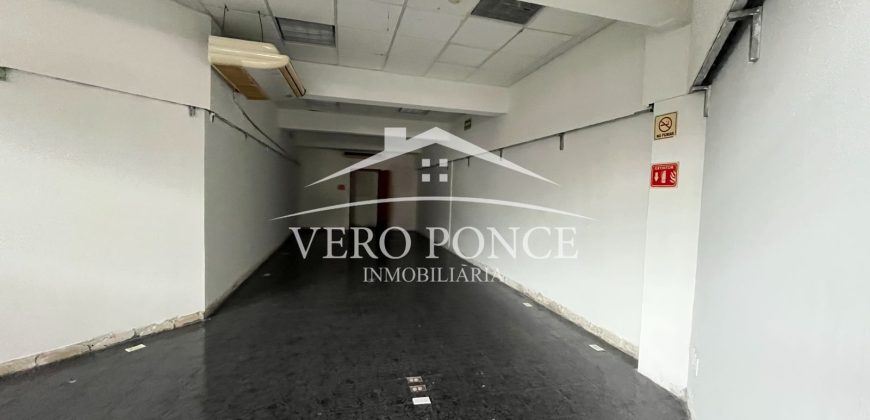 Plaza Cristal / 142 m2 / Local en Renta (2626-345)