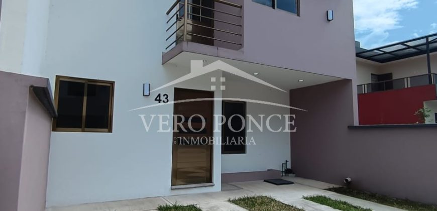 Fracc Quintana de los Prados / Casa en Venta (2601-367)