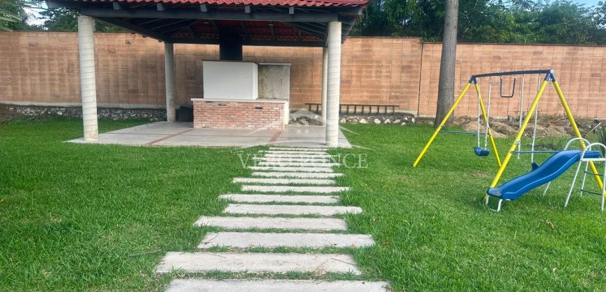 Residencial Castellon / Casa en Venta (2624-344)