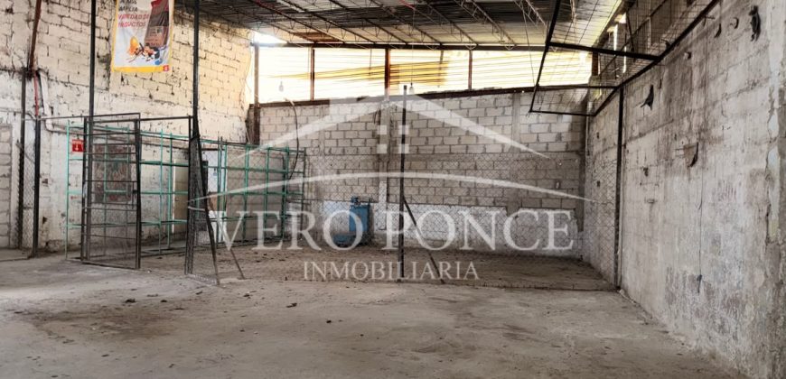 Brillante Crucero / 140.7 m2 / Local en Renta (2628-356)