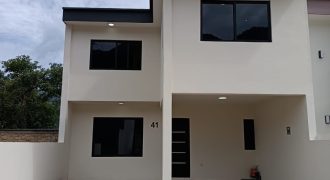 Fracc Quintana de los Prados / Casa en Venta (2601-368)
