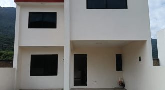 Fracc Quintana de los Prados / Casa en Venta (2601-369)