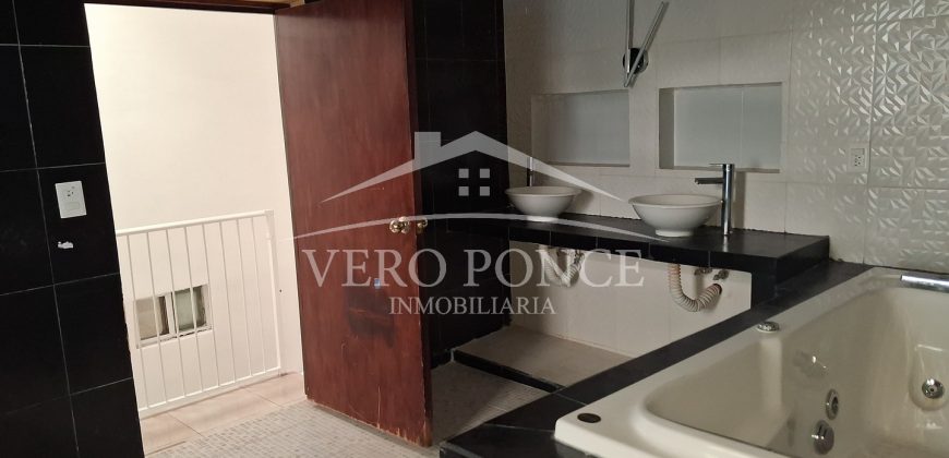 Fraccionamiento Villareal / Casa en Venta (2629-387)